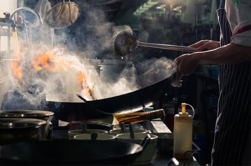 用科技呵護(hù)廚房空氣：PM2.5傳感器與自動(dòng)抽油煙機(jī)的完美結(jié)合